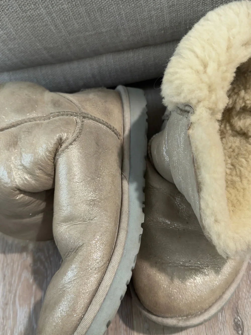 UGG Australia Classic Sheepskin Boots Women’s Size 8 Fair Condition Authentic